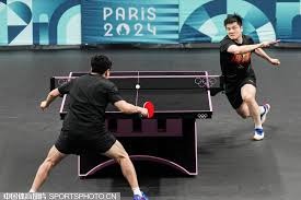 格局！40岁C罗机敏跑位头球破门，打进生涯925球！